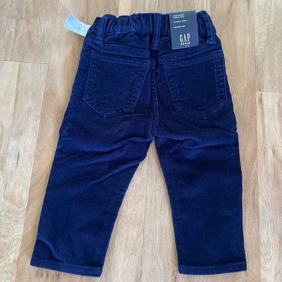 Baby GAP Corduroy Pants - Picture 4 of 4